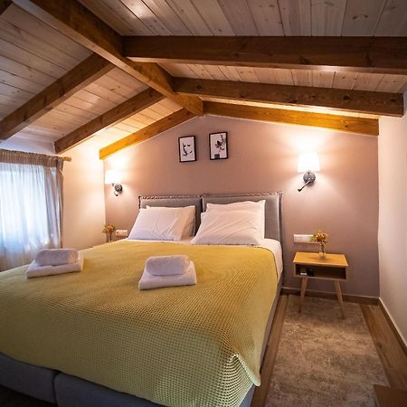 Fresh Living Suites Ioannina Bagian luar foto