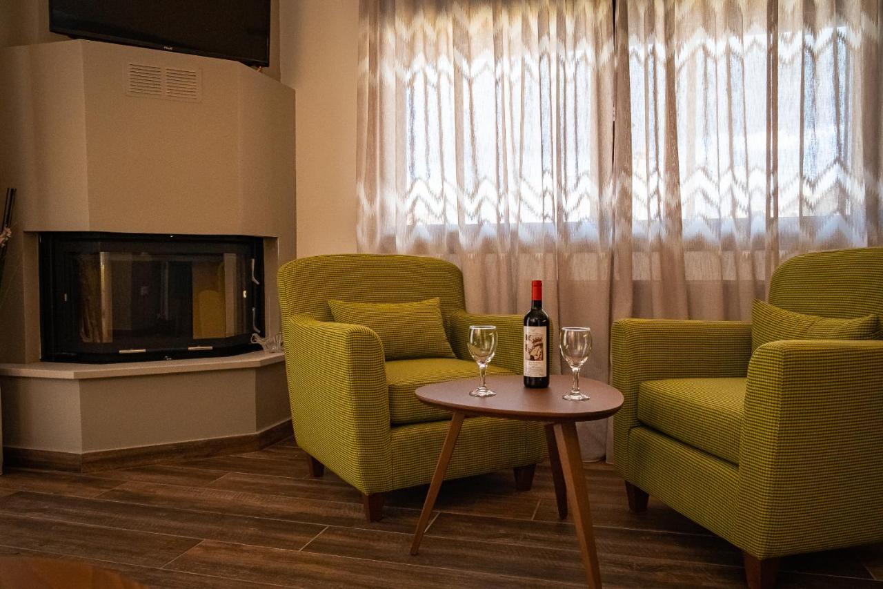 Fresh Living Suites Ioannina Bagian luar foto